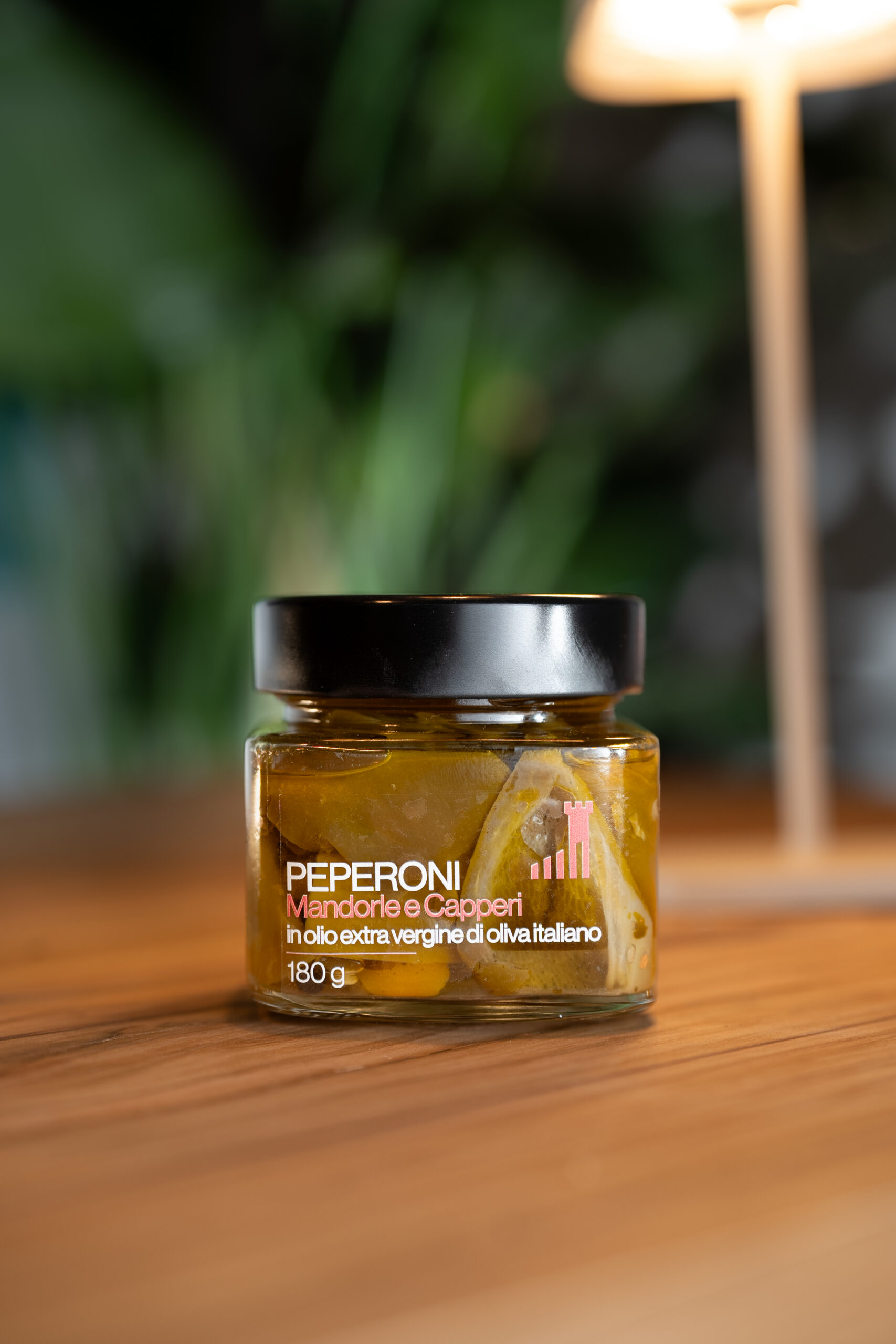 Peperoni, mandorle e capperi in Olio Extra Vergine di Oliva Italiano - 180Gr.